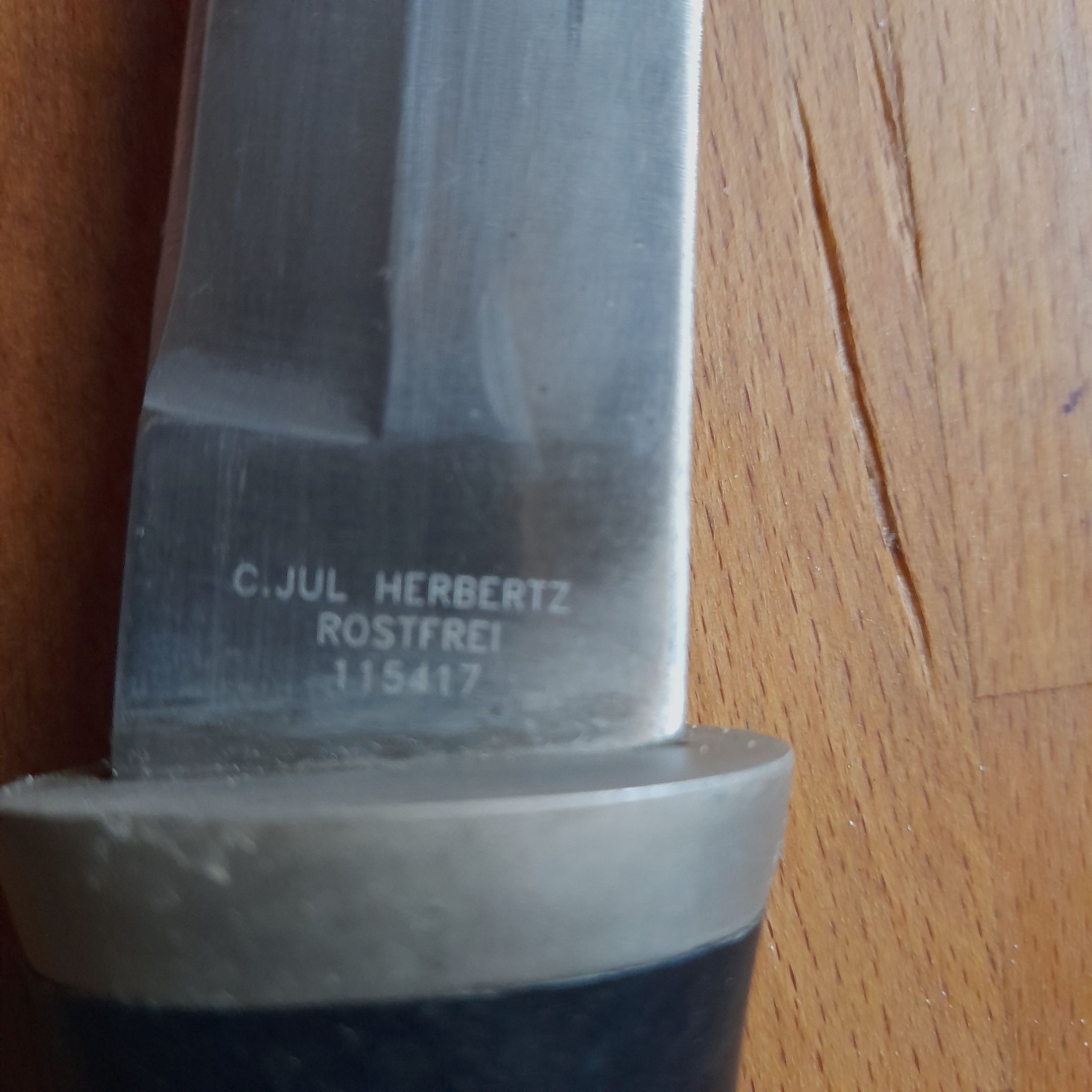 Messer von C.JUL Herberts Nr. 115417 Rostfrei mit Holzscheide