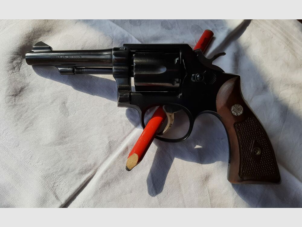 Smith & Wesson 10-5 Military & Police