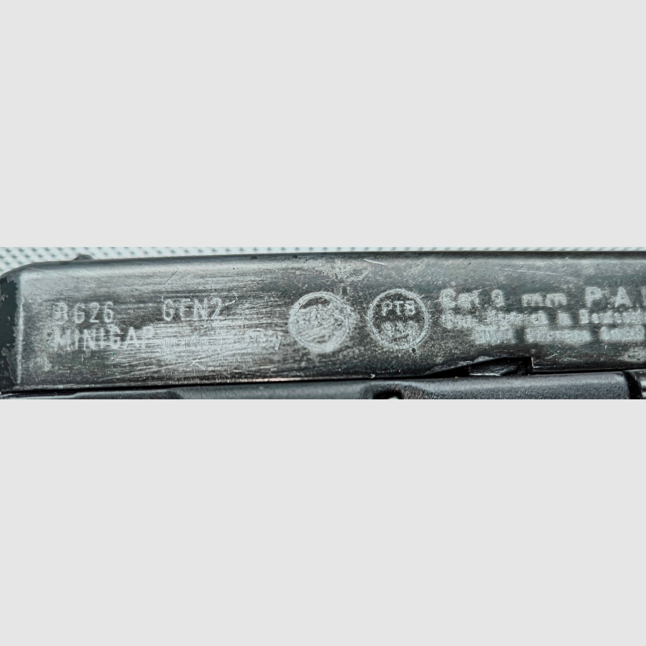 SRS-Gas/Schreckschuss Pistole, BG 26 GEN. 2-MINIGAP, Kaliber 9mmPAK, PTB 929 Mad in Italy - Vertrieb durch Firma Gillmann in Deutschland, Nachbau der Glock 26, Gebraucht Zustand, Neu & Gebraucht nicht mehr zu bekommen!! 