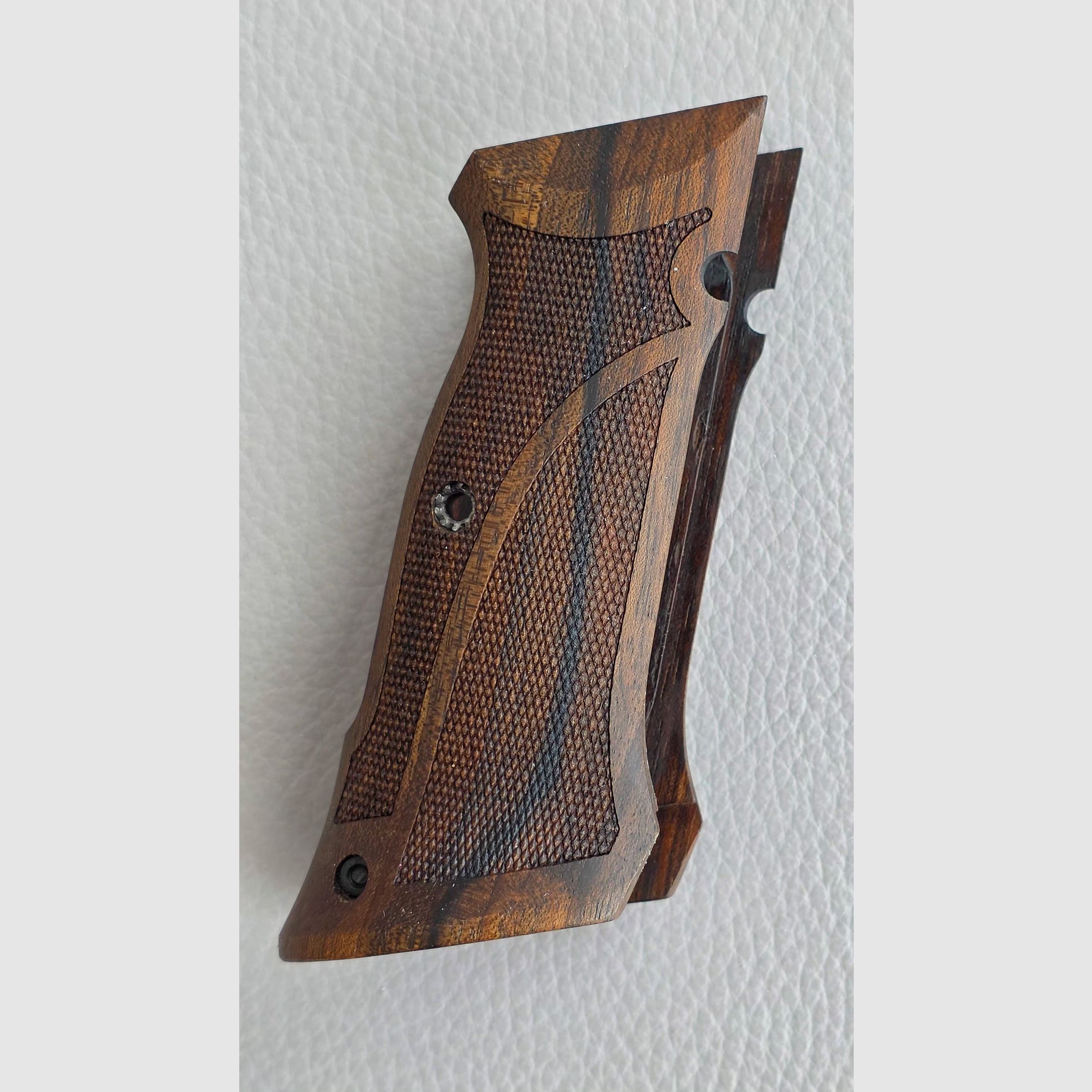 Uchwyty drewniane długie