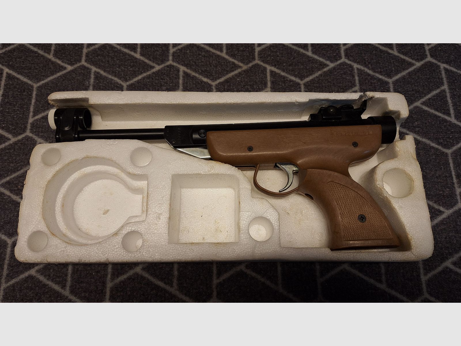 RO 72 Druckluftpistole 4,5mm Knicklauf NEU!