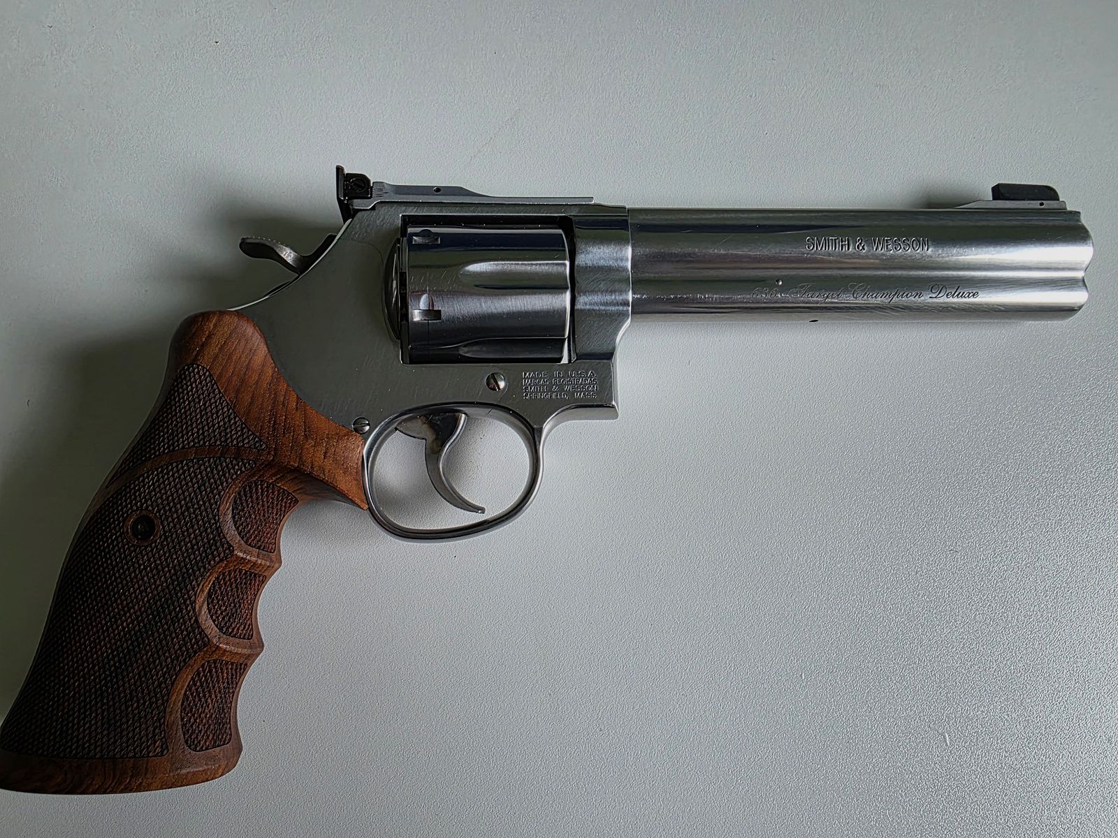Smith & Wesson 686 Target Champion Deluxe .357 Revolver