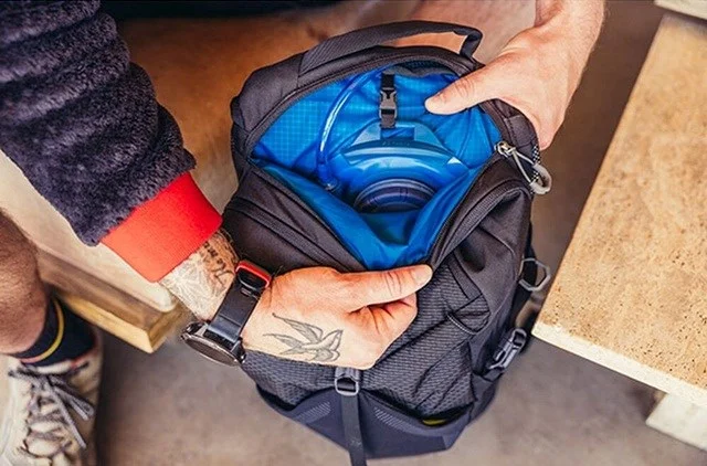 Mochila de senderismo Gregory Nano 20 Spark Navy, imagen 6 de 12