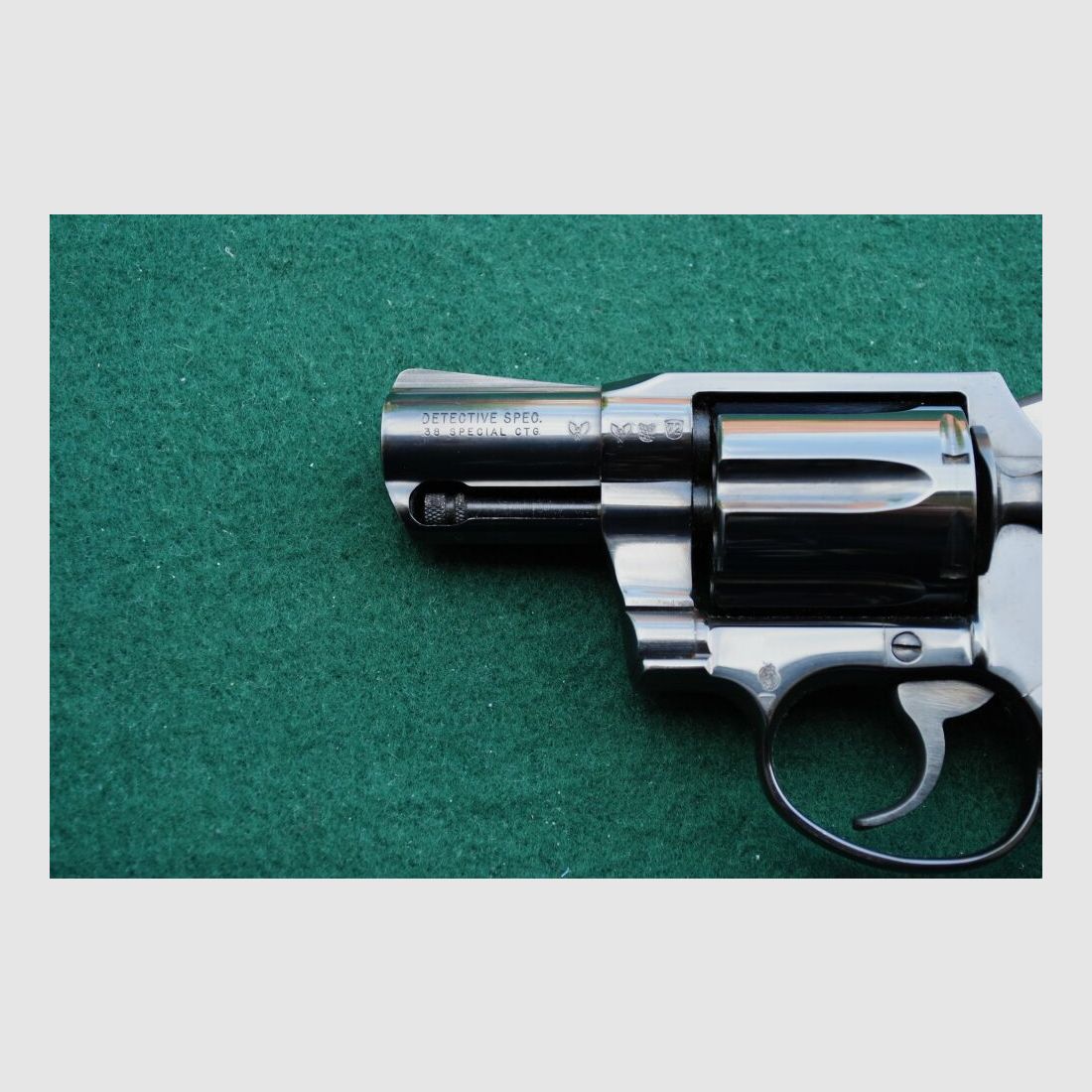 Colt Detective, 2 " Lauflänge, Original Colt Griffschalen