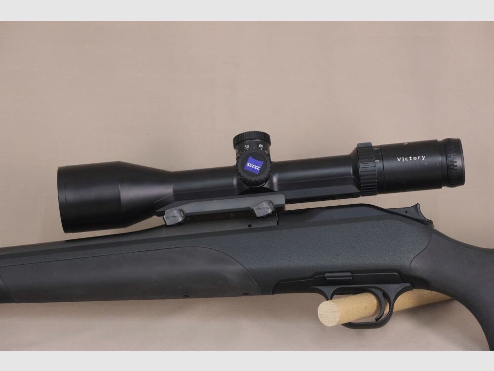 Blaser R8 Professional / mit Zeiss Varipoint u. ASV!