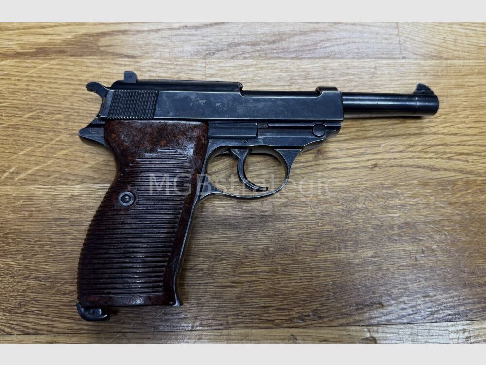 P 38 ac 43 - semi-automatic pistol 9mm Luger - Wehrmacht matching number - WaA acceptance / P38