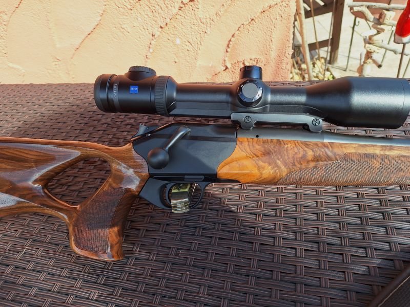 Blaser R8 Success HK4, 30.06, Zeiss V8 1,8-14x50 neu