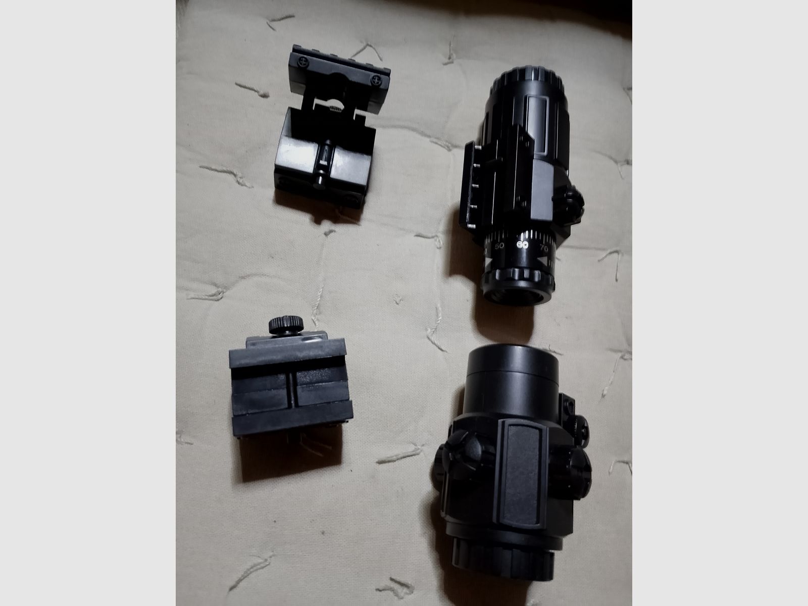 2 pcs. foldable sight magnifier dummy optics sight magnifier as good as new Airsoft Softair rifle Paintball