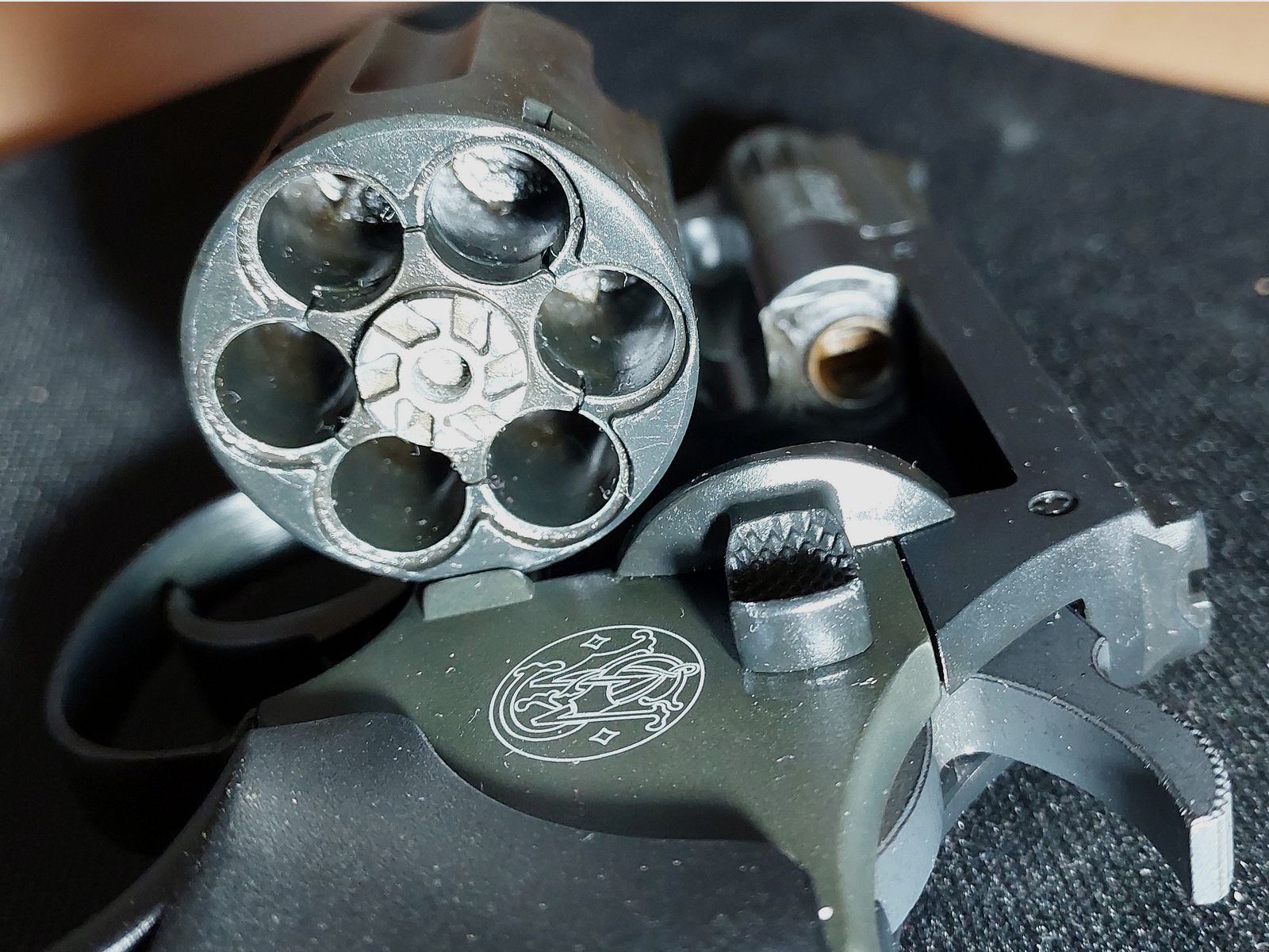 Smith & Wesson Grizzly revolver d'alarme calibre 9mm R.K. bronzé (PTB 894) S&W Grizzly