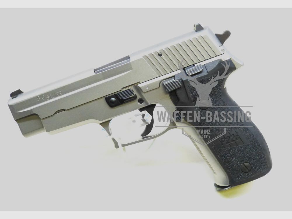 SIG SAUER P226