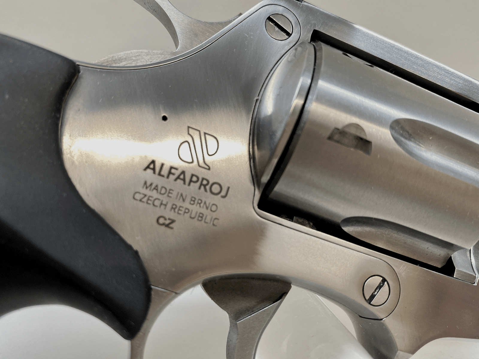 ALFA ProJ Steel stainless 3541 Revolver 4″ | .357 Mag.