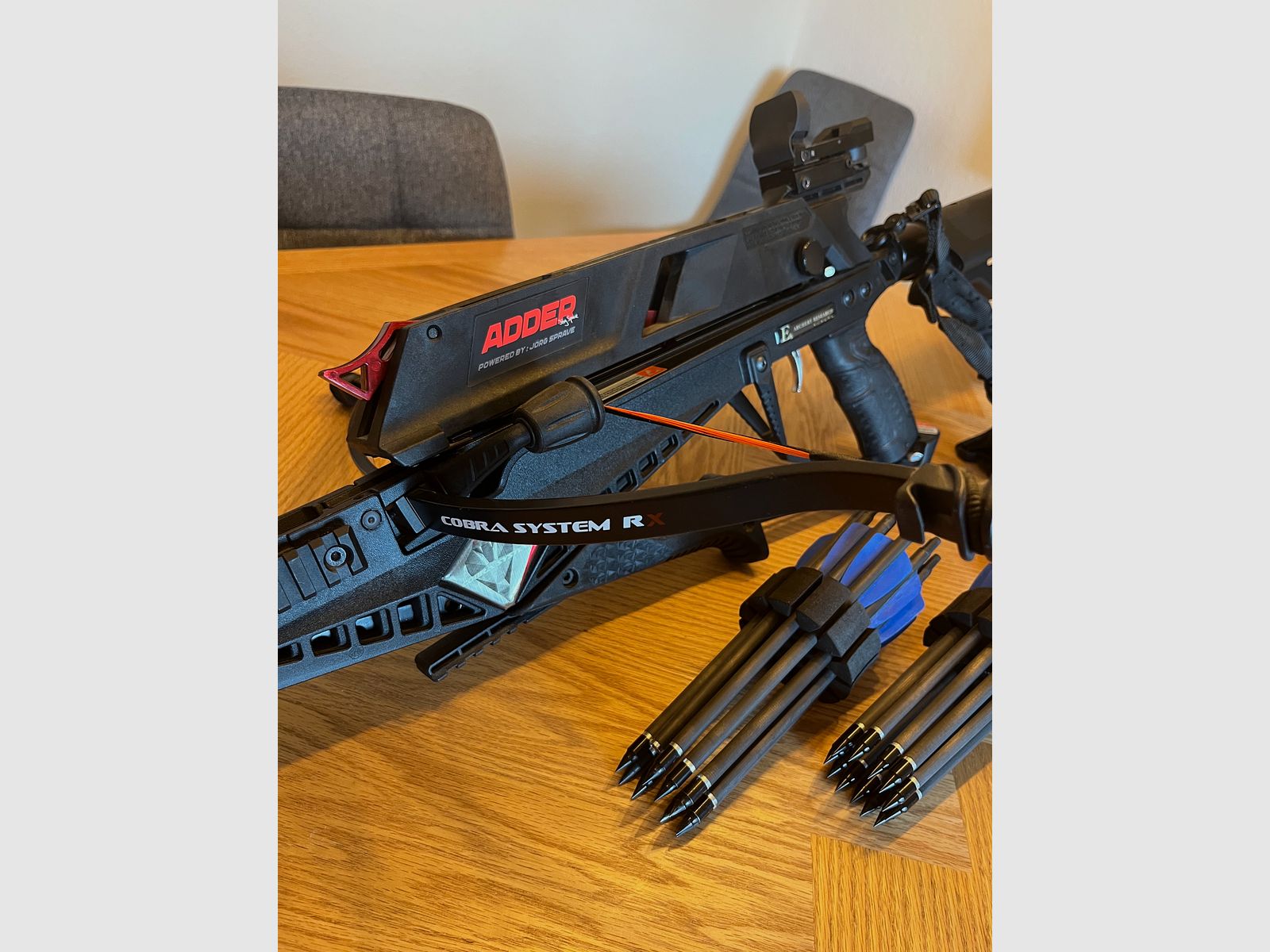 EK Archery Adder Set 130 lbs + extra bolts/packaging