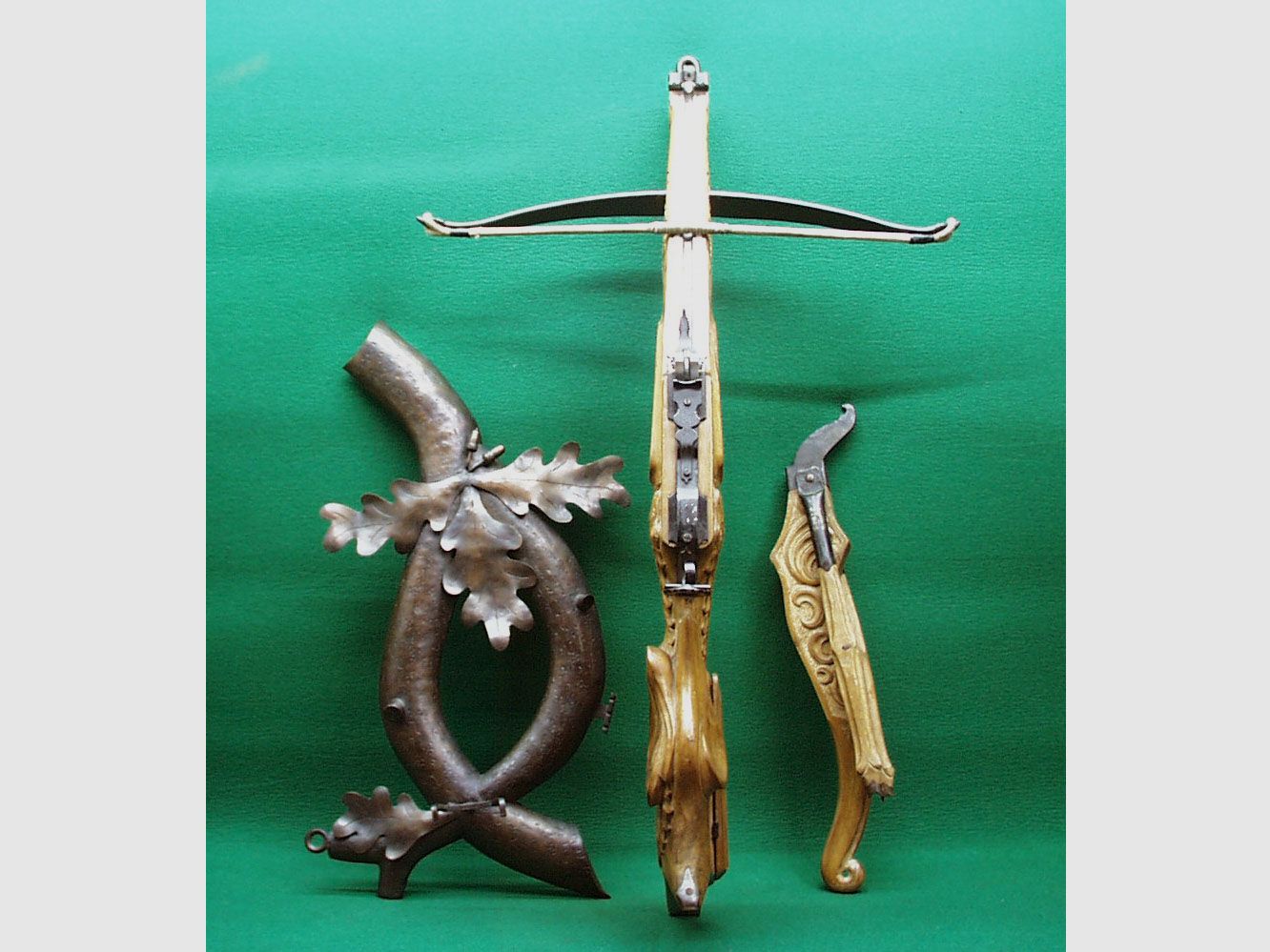 Custom Made	 Jagdarmbrust