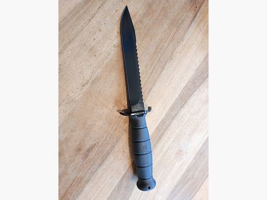 ORIGINAL GLOCK FELDMESSER SCHWARZ MIT SÄGE BLACK