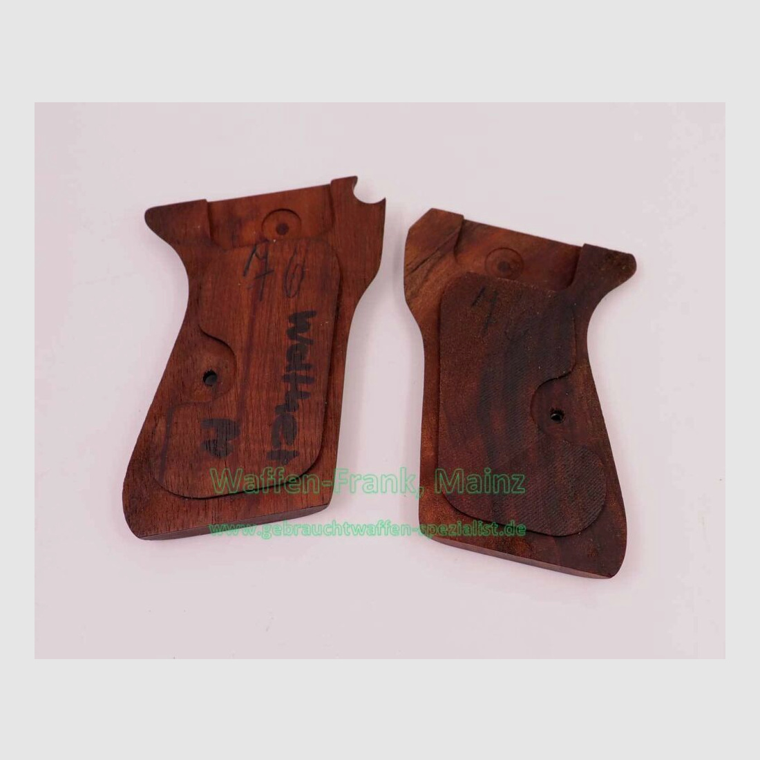 Walther - Ulm Holzgriffschalen für Mod. PP