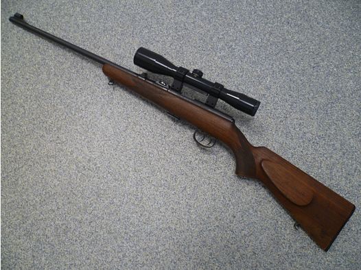 Repetierbüchse Anschütz 1417 .22lr.