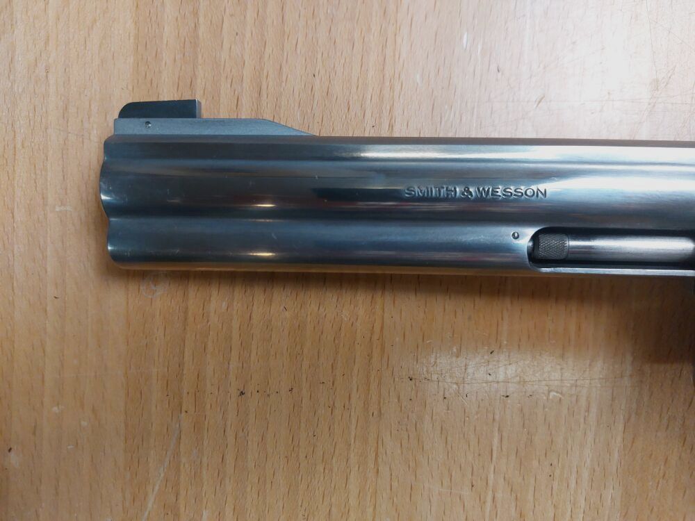 Smith & Wesson, USA 617-1, image 8 sur 10