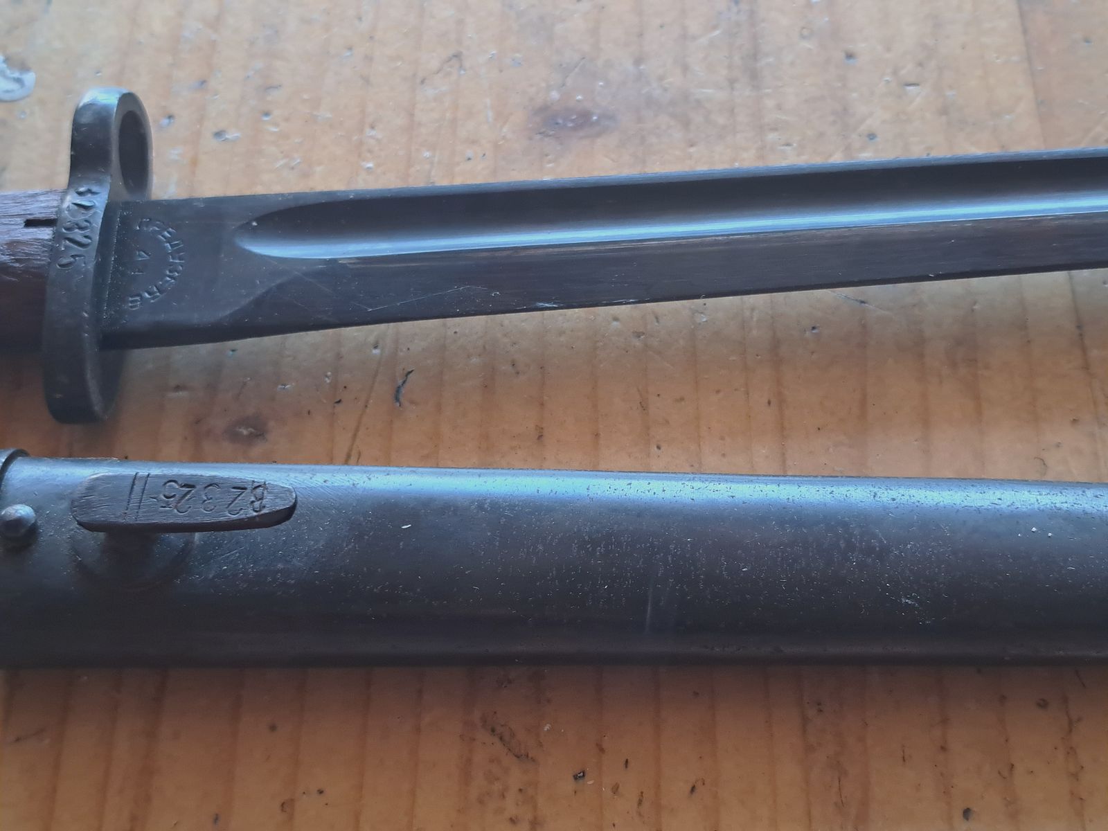 Baïonnette de couteau yougoslave