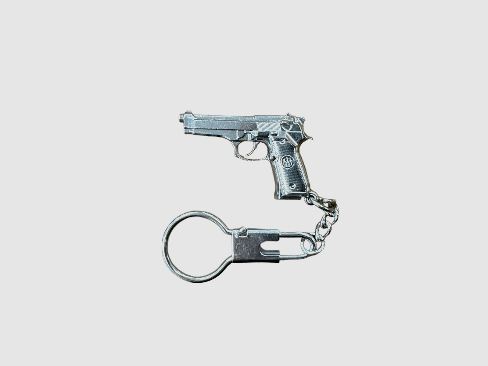 KEYCHAIN BERETTA (SILVER COLOR)