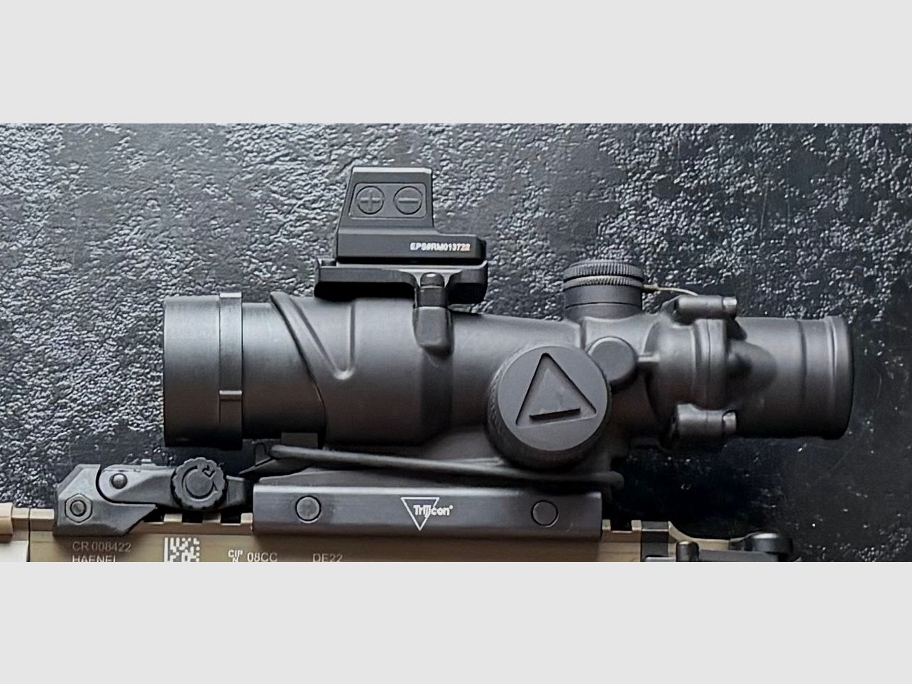 Trijicon Acog Ta02 Chevron red