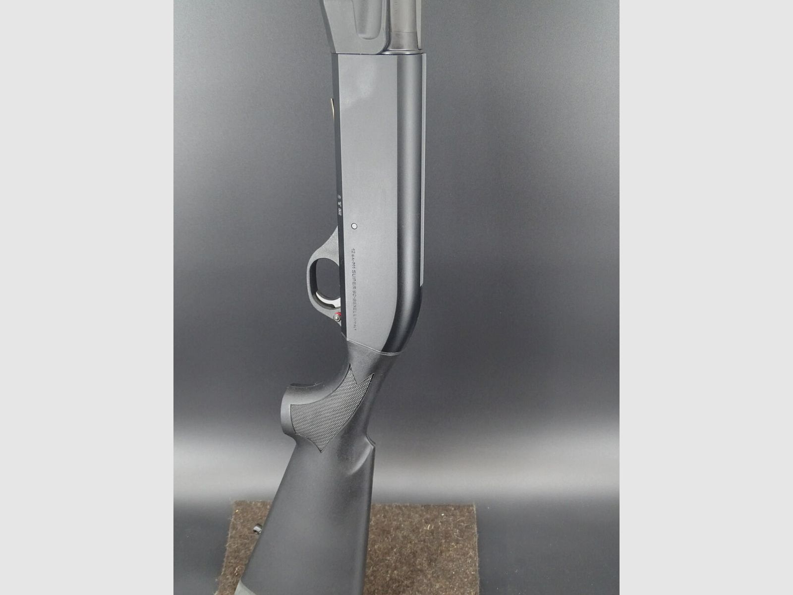 Ausstellungsstück NEUWAFFE Benelli M1 Kaliber 12/76 UNGESCHOSSEN M1