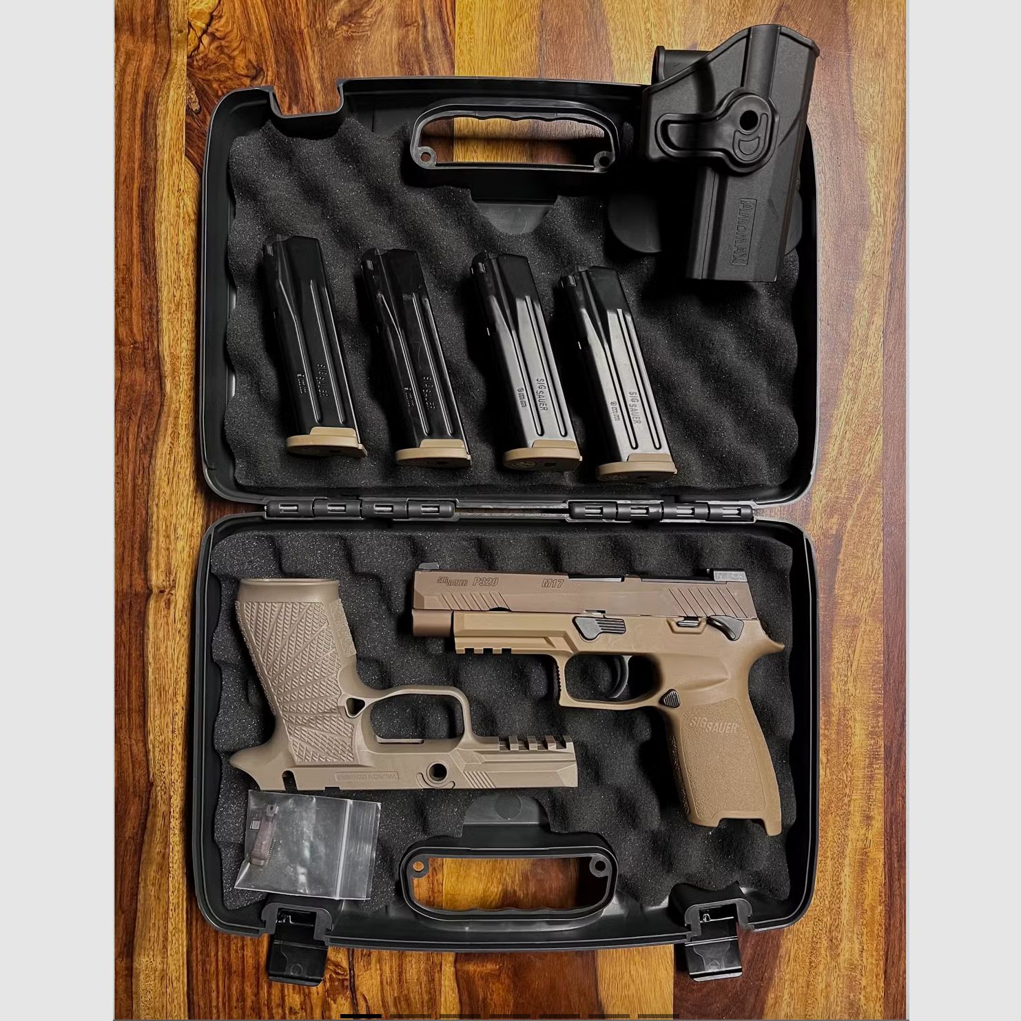 M17 P320 SIG Sauer mit viel Zubehör