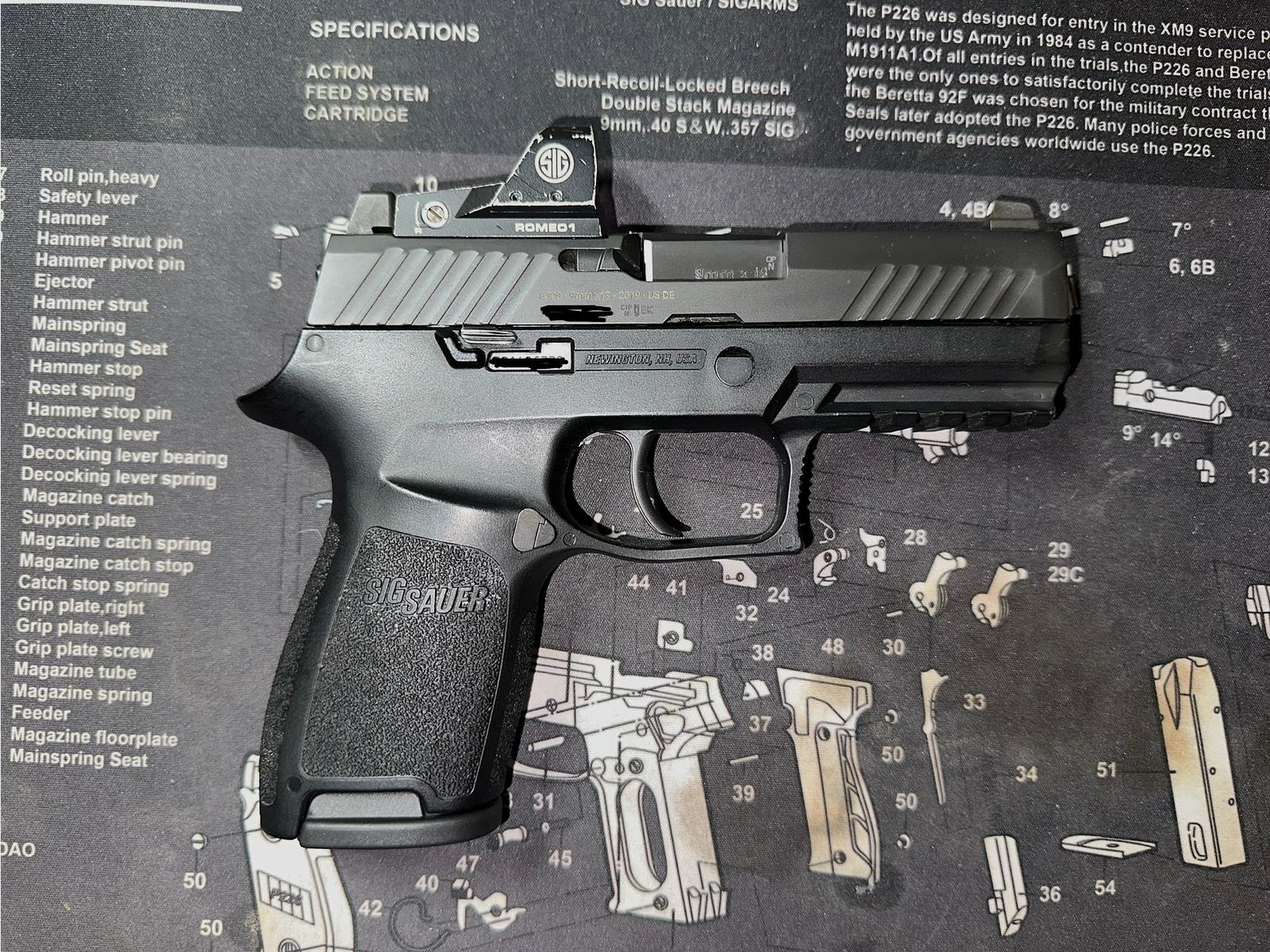 Sig Sauer P320 X-Compact RX 9mm Luger – Romeo1, 5 Magazine, top Zustand