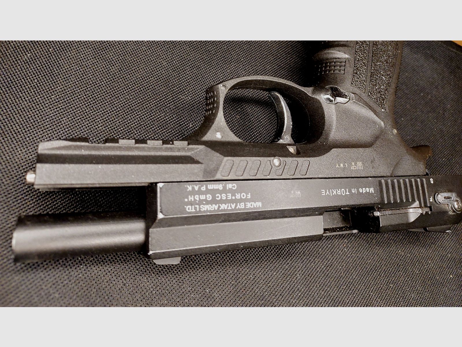 Zoraki 2918 Schreckschusspistole Kal. 9mm P.A.K. schwarz - alte (PTB 986)