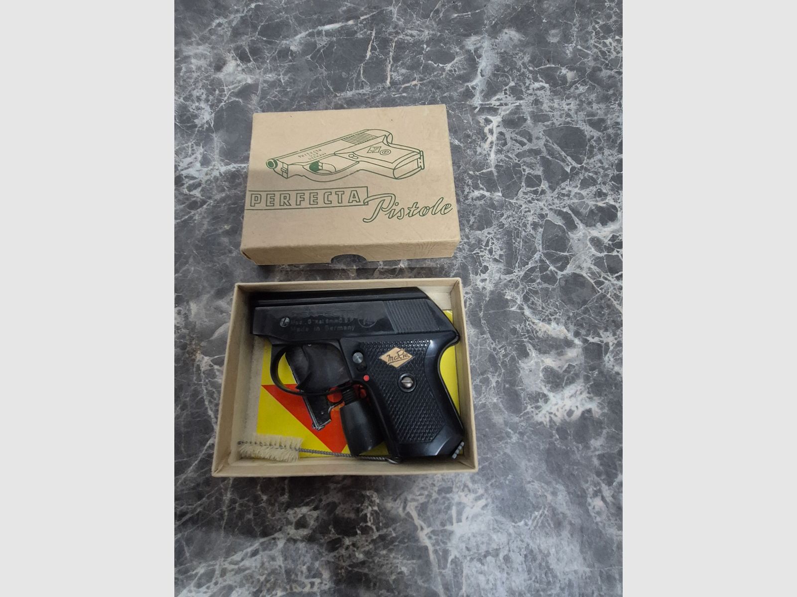 Pistolet d'alarme / gaz / signal Perfecta, 6 mm