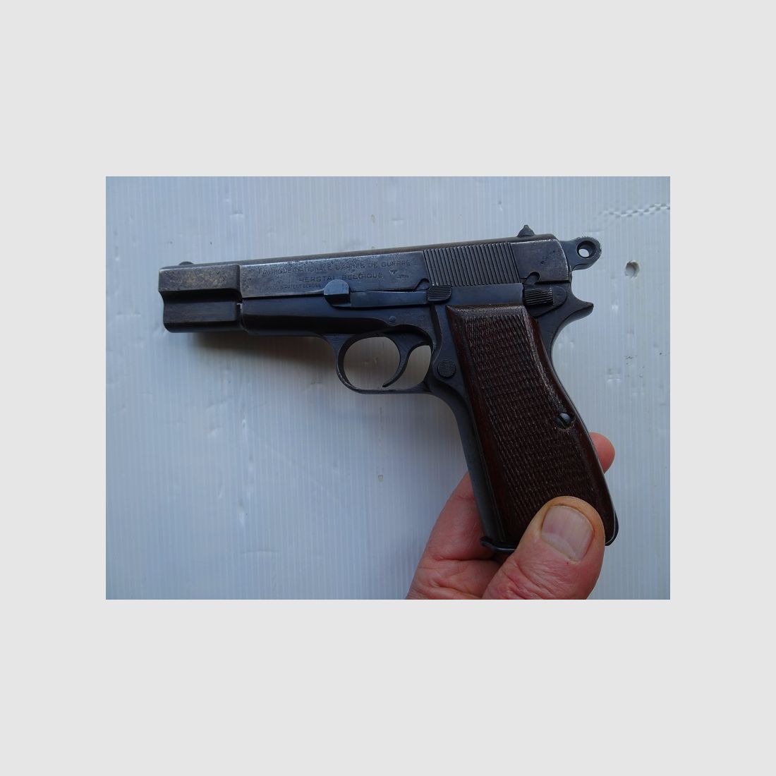 Pistole FN Highpower , Kal. 9 mm Luger WaA140 abgenommen