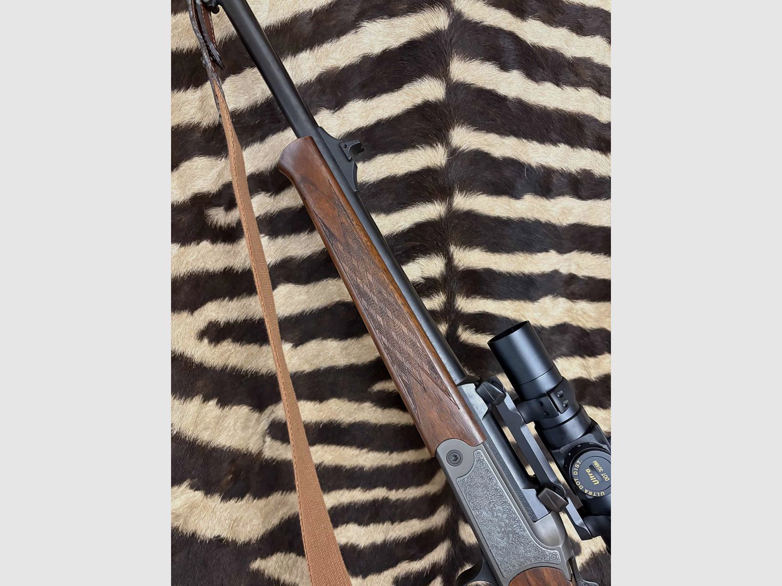 Carabina Blaser K95 Luxe Incisa cal. 7RM – ca. 65cm – Punto Rosso Ultra Dot, immagine 4 di 9