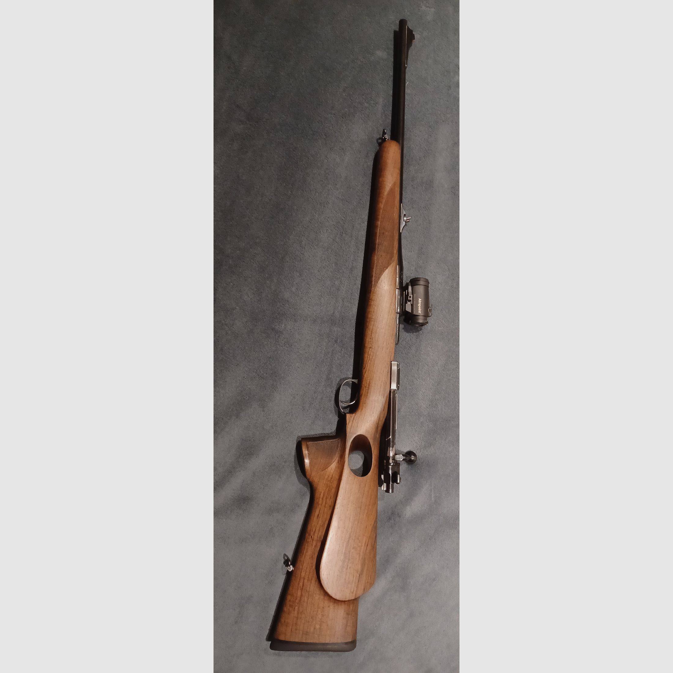 Repetitiegeweer mod. 98 met doorlopend kolf en Aimpoint Micro H2