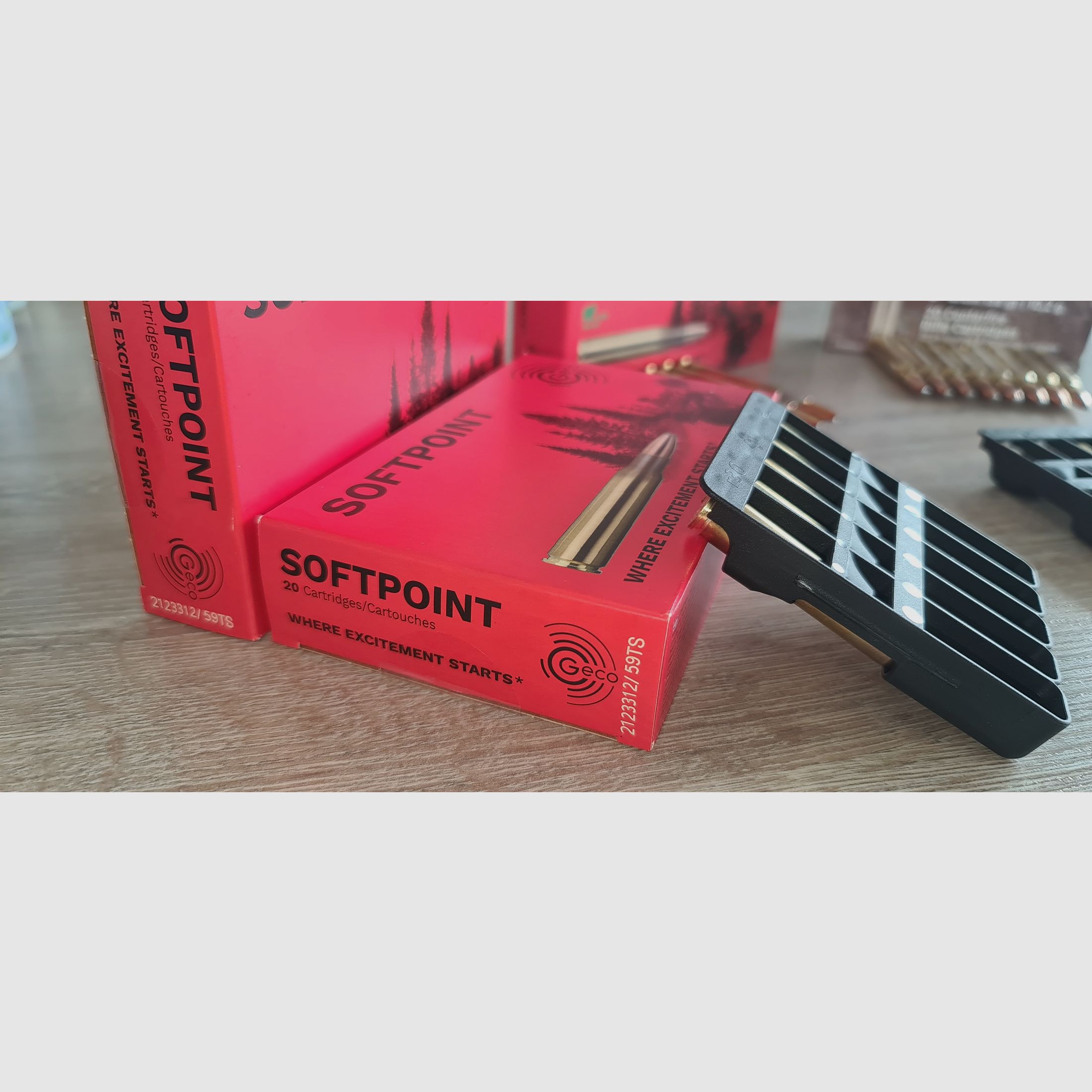 Conjunto - 114 cartuchos de rifle en calibre 7x64