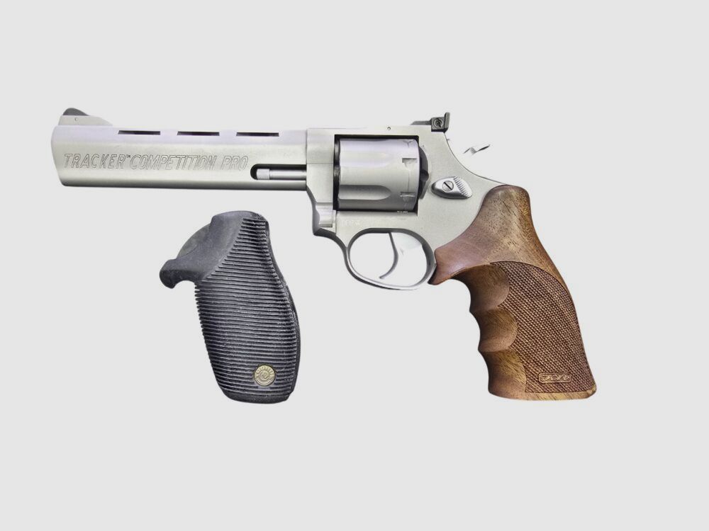 Taurus TR627 Tracker Competition Pro