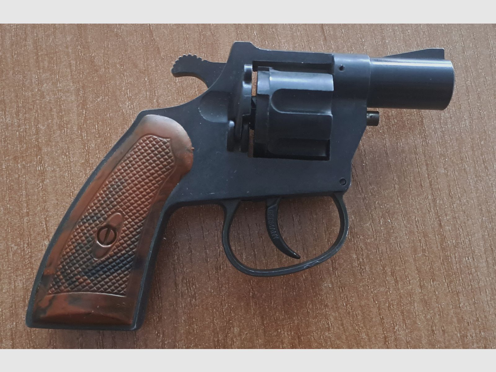 Cuno Melcher ME 70GS im Kal. 6mm Knall/ PTB 73