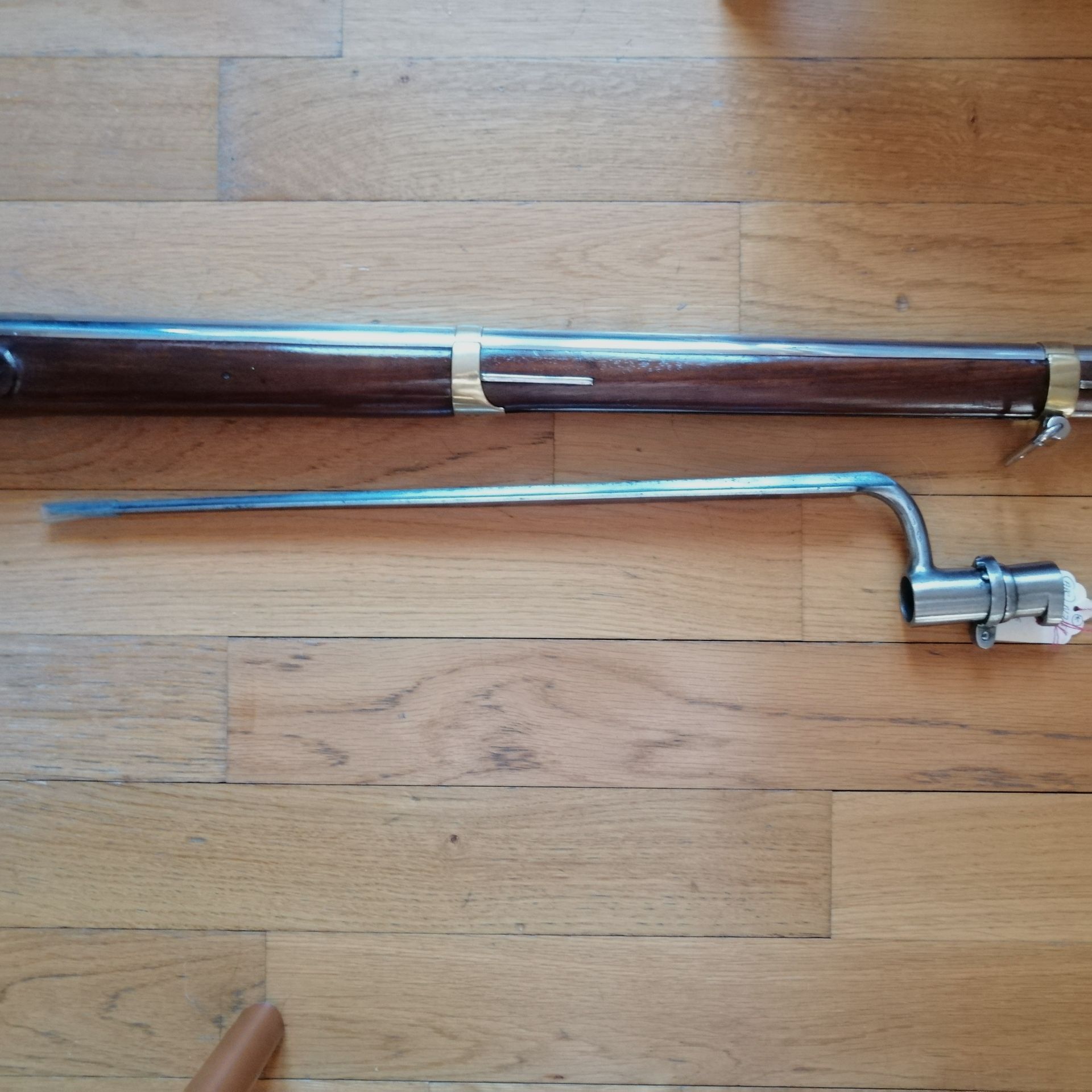 Uitzonderlijk en zeldzaam dragondersgeweer model 1816 T bis – perfect enkel serienummer – homogeen – Museumstaat bajonet, afbeelding 9 van 45