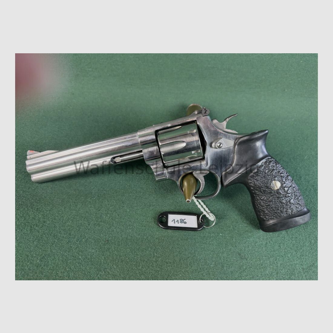 Smith & Wesson 629-5 Classic