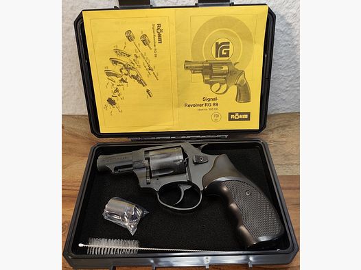 Röhm RG 89 caliber 9mm PTB 451 black Combat grips