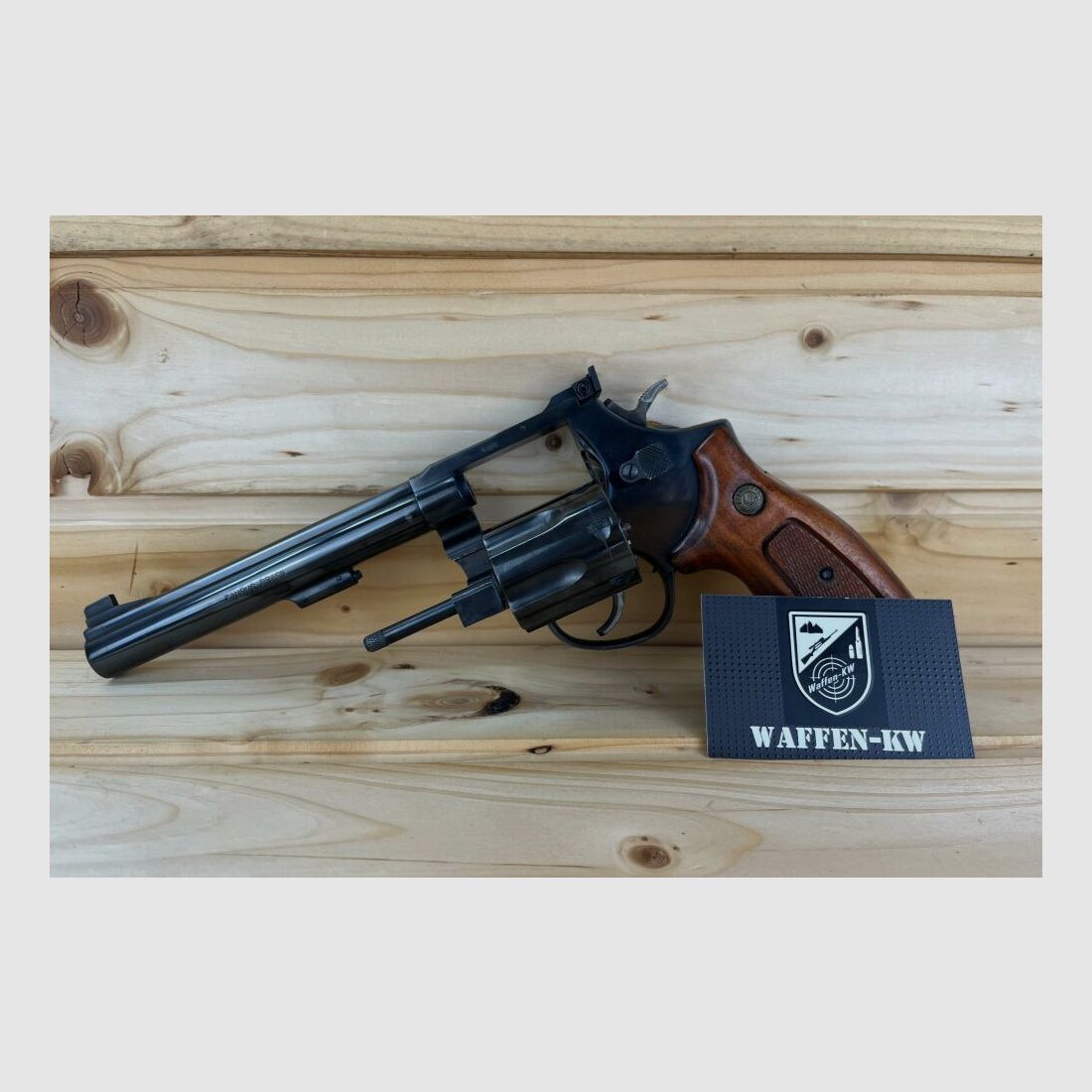 Taurus - Brasile, KK - Revolver .22lr, lunghezza canna 6", impugnature in legno .22lr
