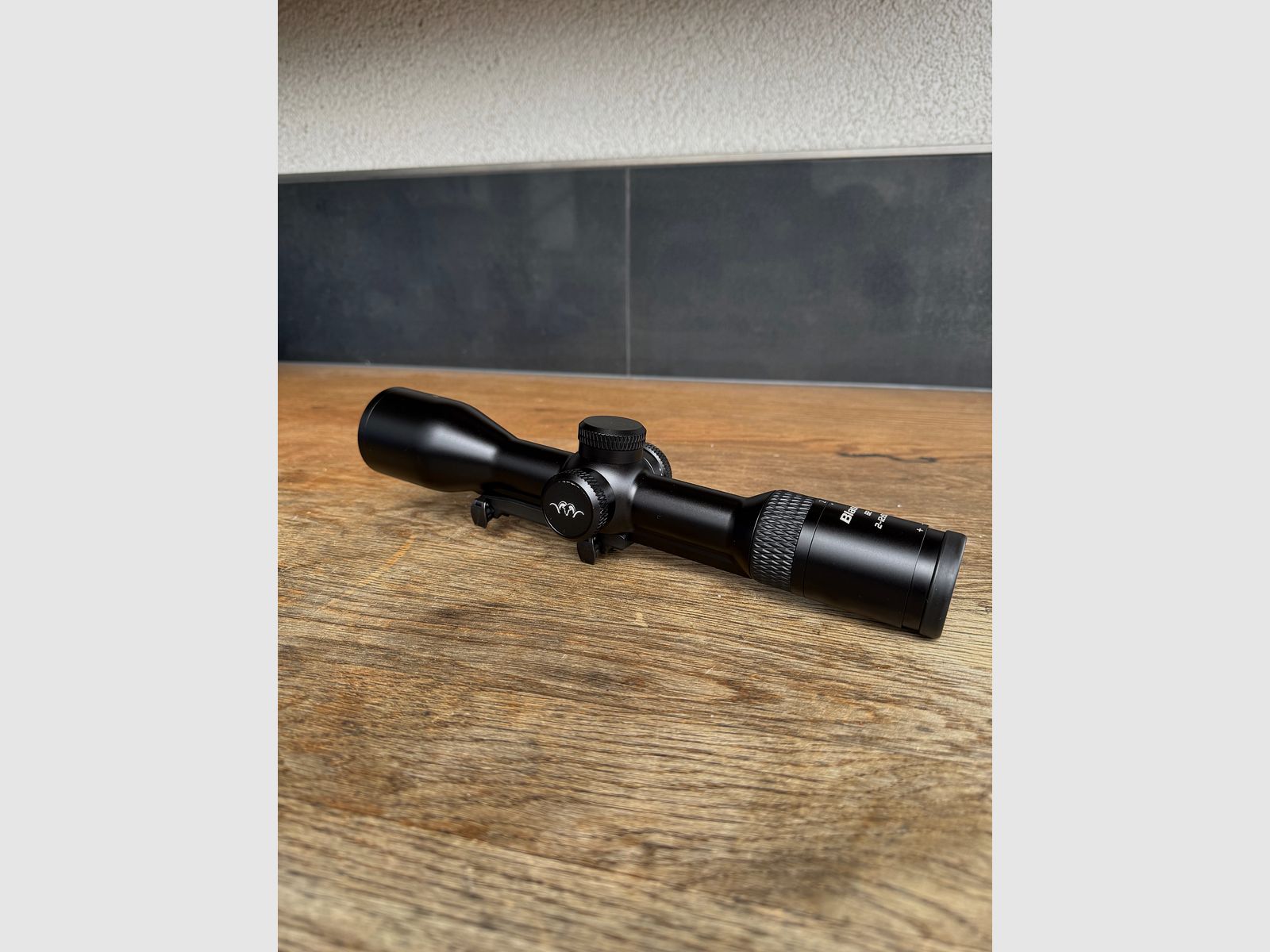 Blaser B2 2-12x50 iC S Zielfernrohr inklusive Blaser Sattelmontage