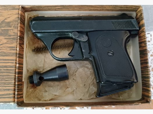 Seltene ME 8 Detective 8mm Knall im PTB 100/2