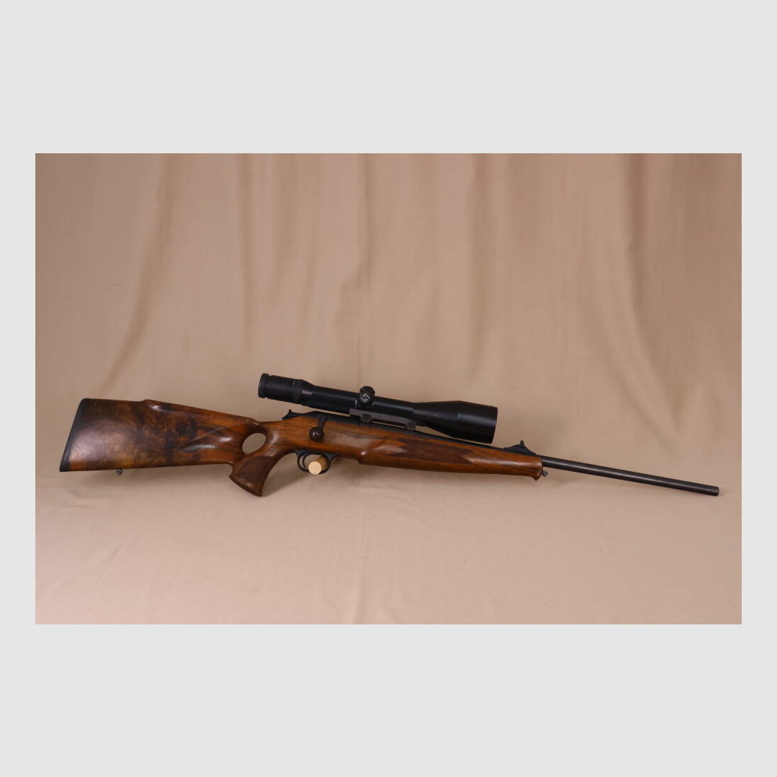 Blaser R93 // LOCHSCHAFT // Wurzelholz // Vollschaft // Zeiss beleuchtet