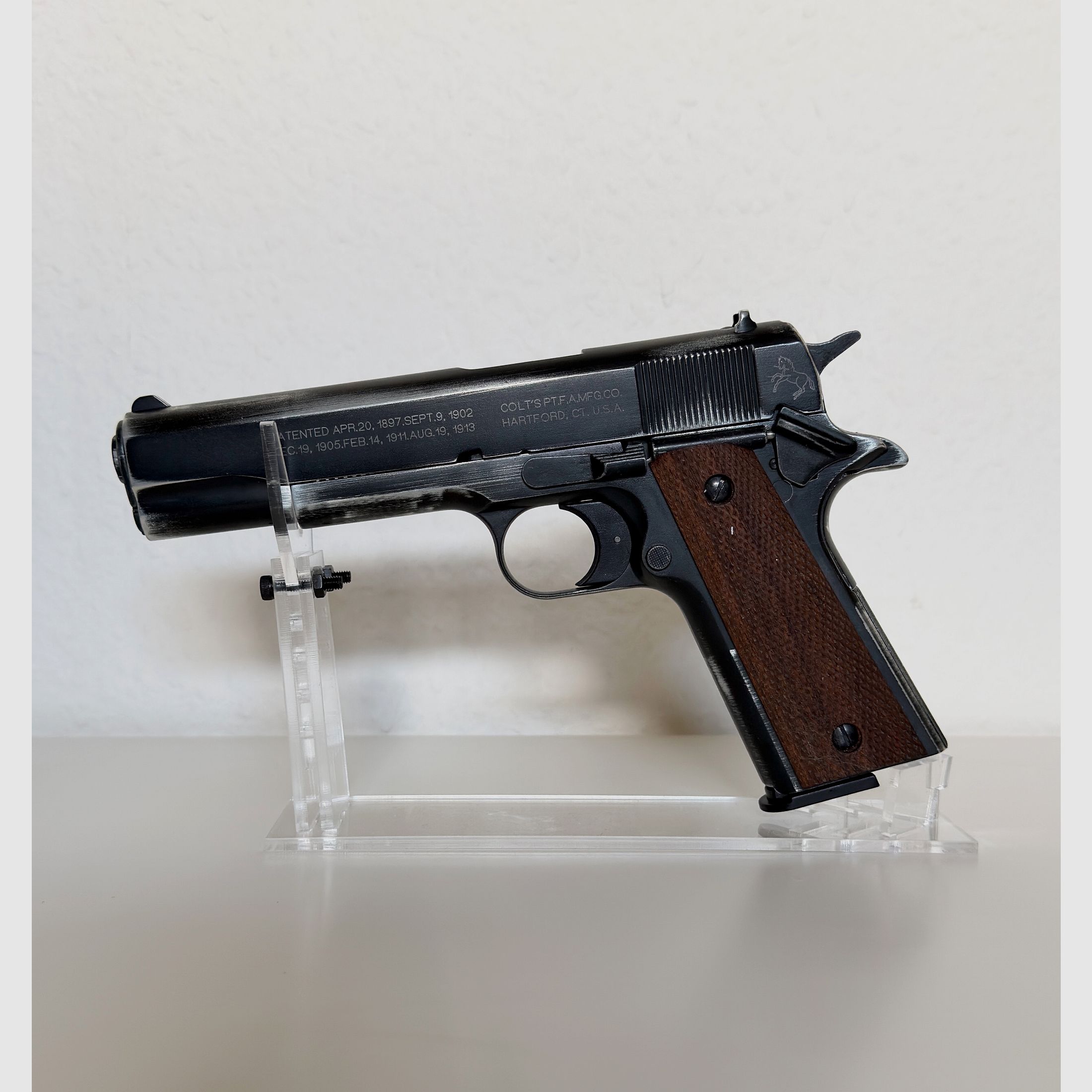 Colt Government 1911 A1 pistola a salve 9 mm P.A.K finitura antica con impugnature in legno NUOVA