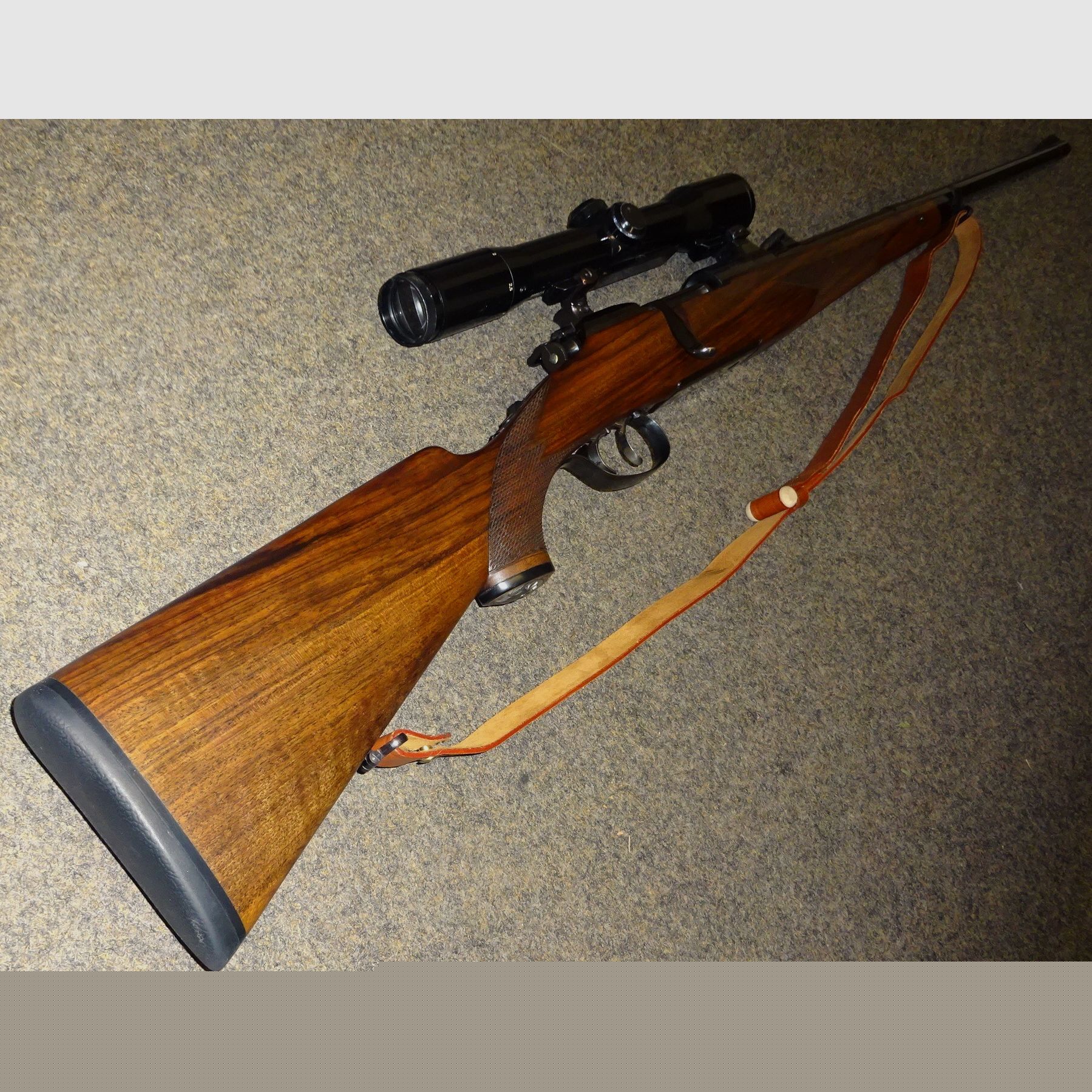 Rep.Büchse STEYR(MANNLICH-SCHÖNAUER) "GK" in 7x57 mit ZF ZEISS "Diavari-D" 2-6x mit tollem Schaft und Schiebesicherung