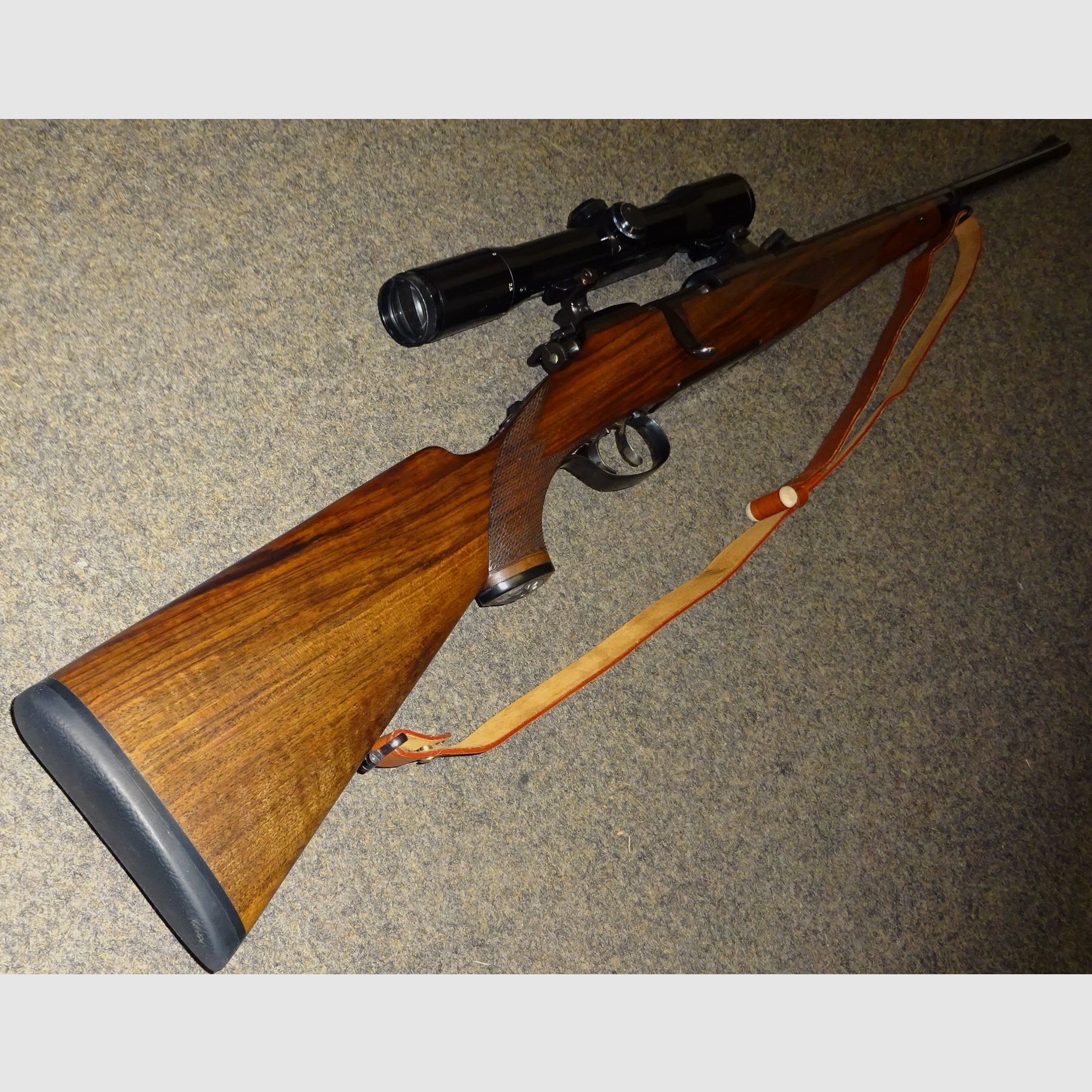 Rep.Büchse STEYR(MANNLICH-SCHÖNAUER) "GK" in 7x57 mit ZF ZEISS "Diavari-D" 2-6x mit tollem Schaft und Schiebesicherung