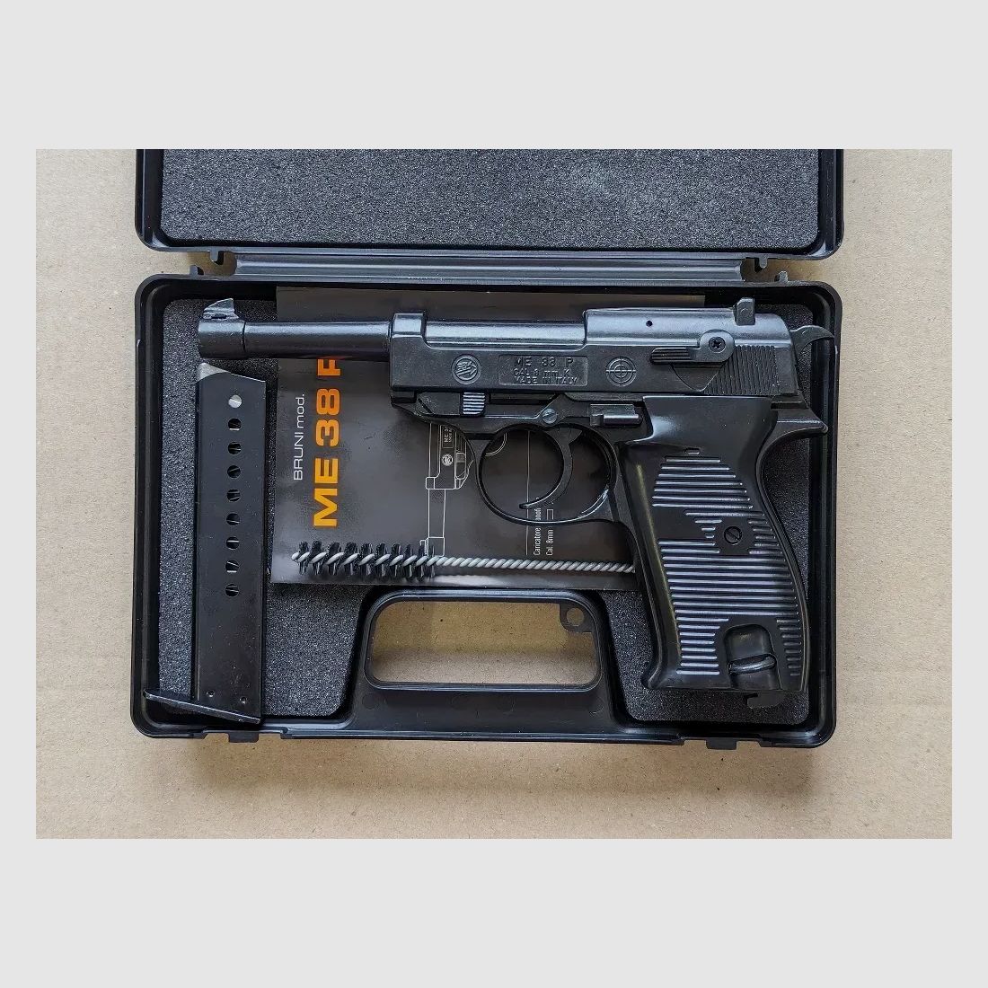 BRUNI ME 38P 8mm P.A.K. pistolet alarmowy - Walther P38 replika