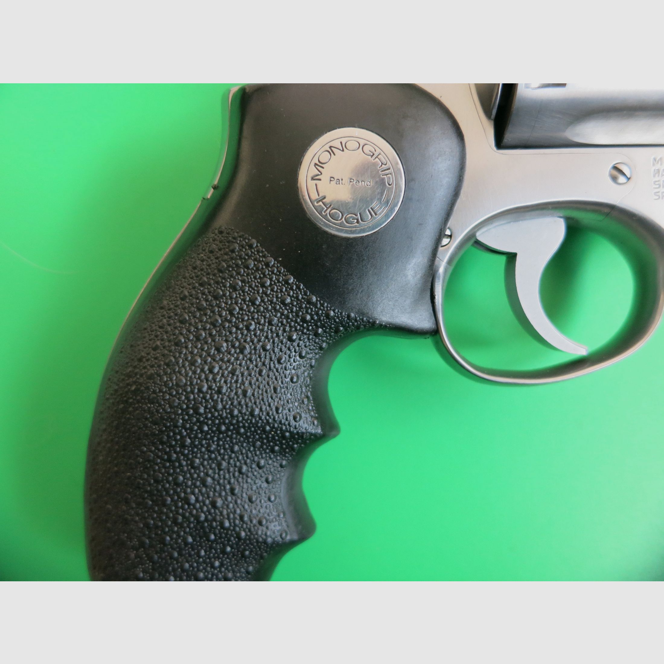 Smith&Wesson Mod. 64, .38 Special, 2" barrel, stainless, HOGUE-Monogrip, Fangschuß   #91