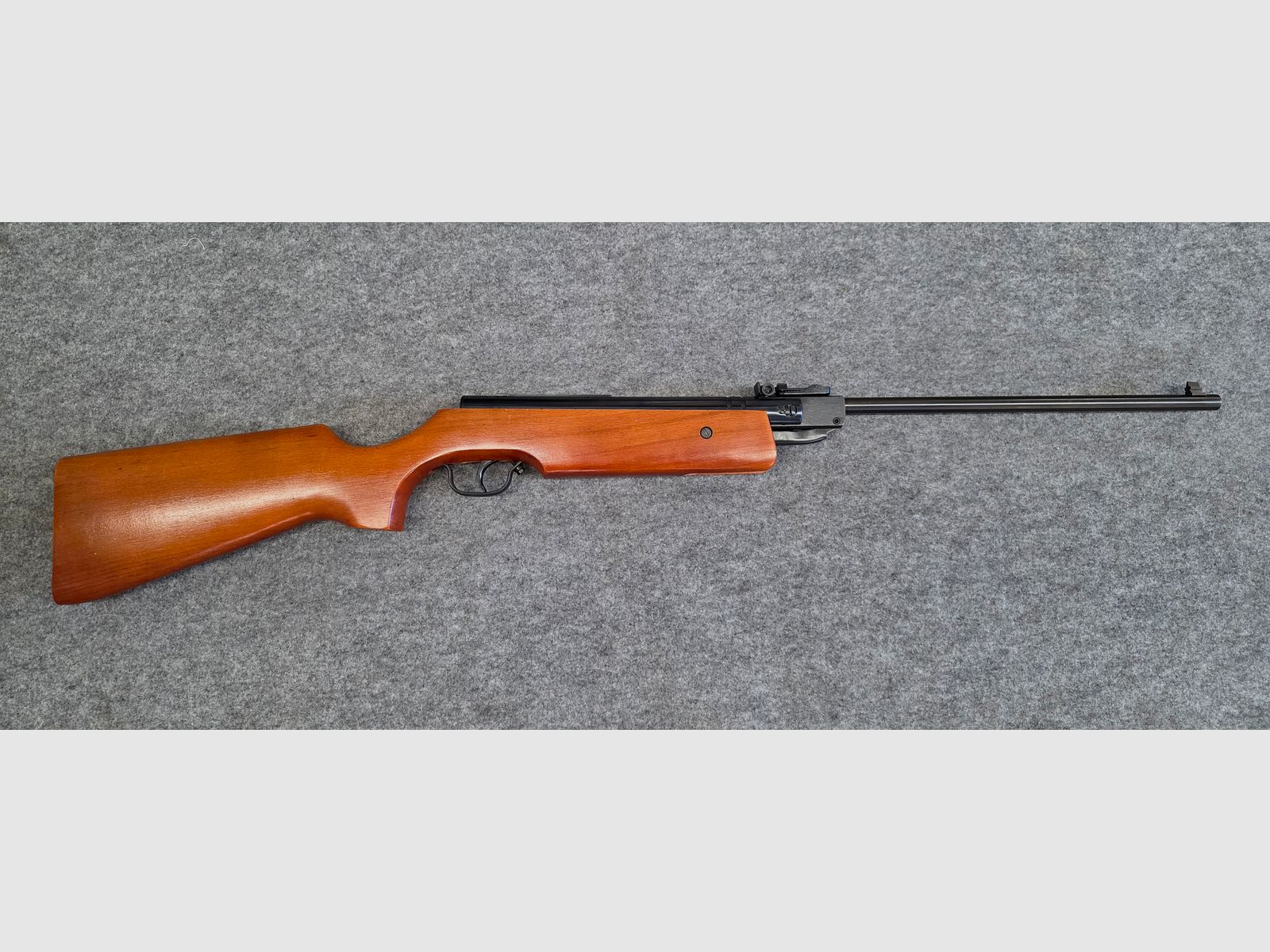 Rare and in excellent condition Haenel Mod. 300 Cal. 4.5mm Diabolo break barrel