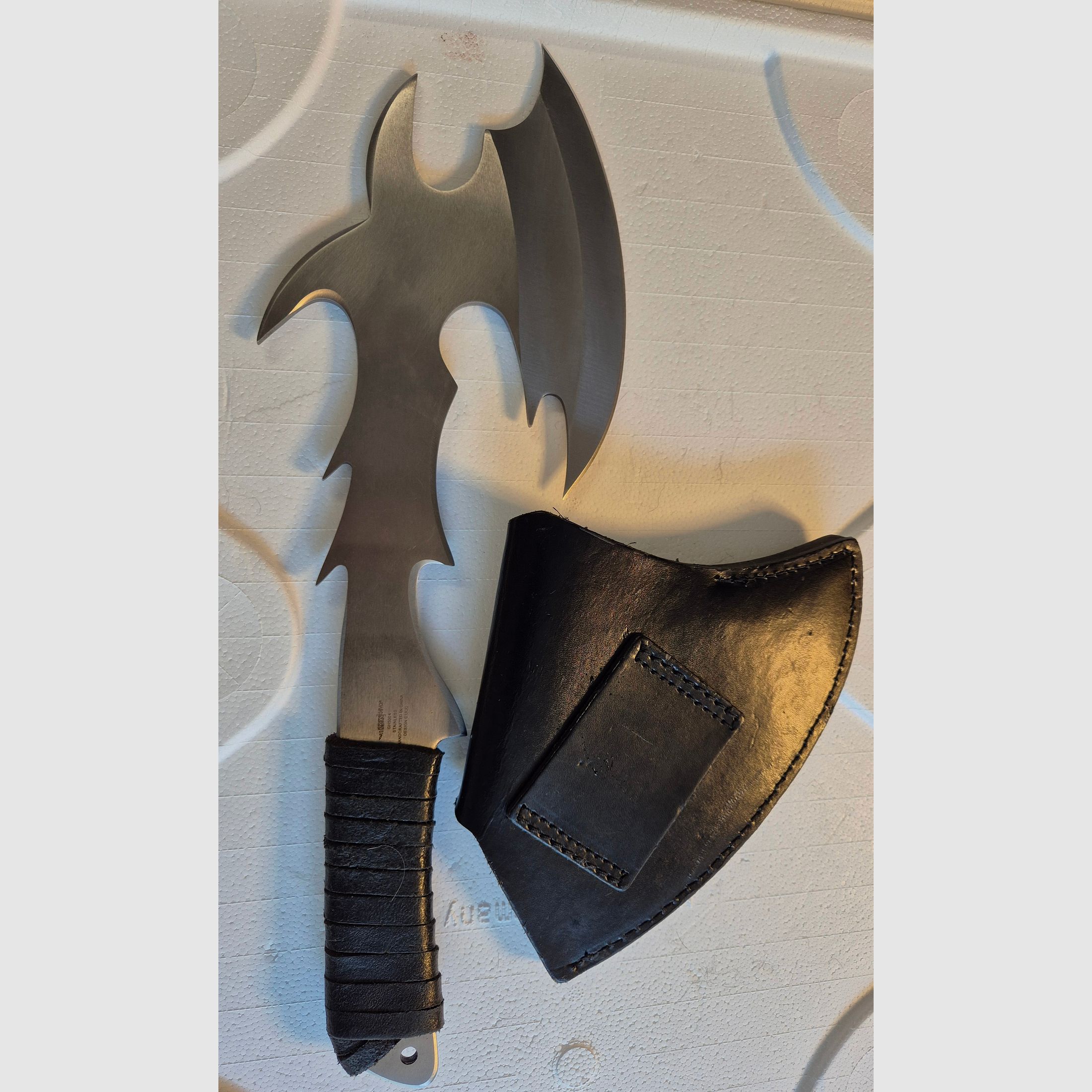 Gil Hibben  warrior throwing axe w/sheath#5004 Custom Design