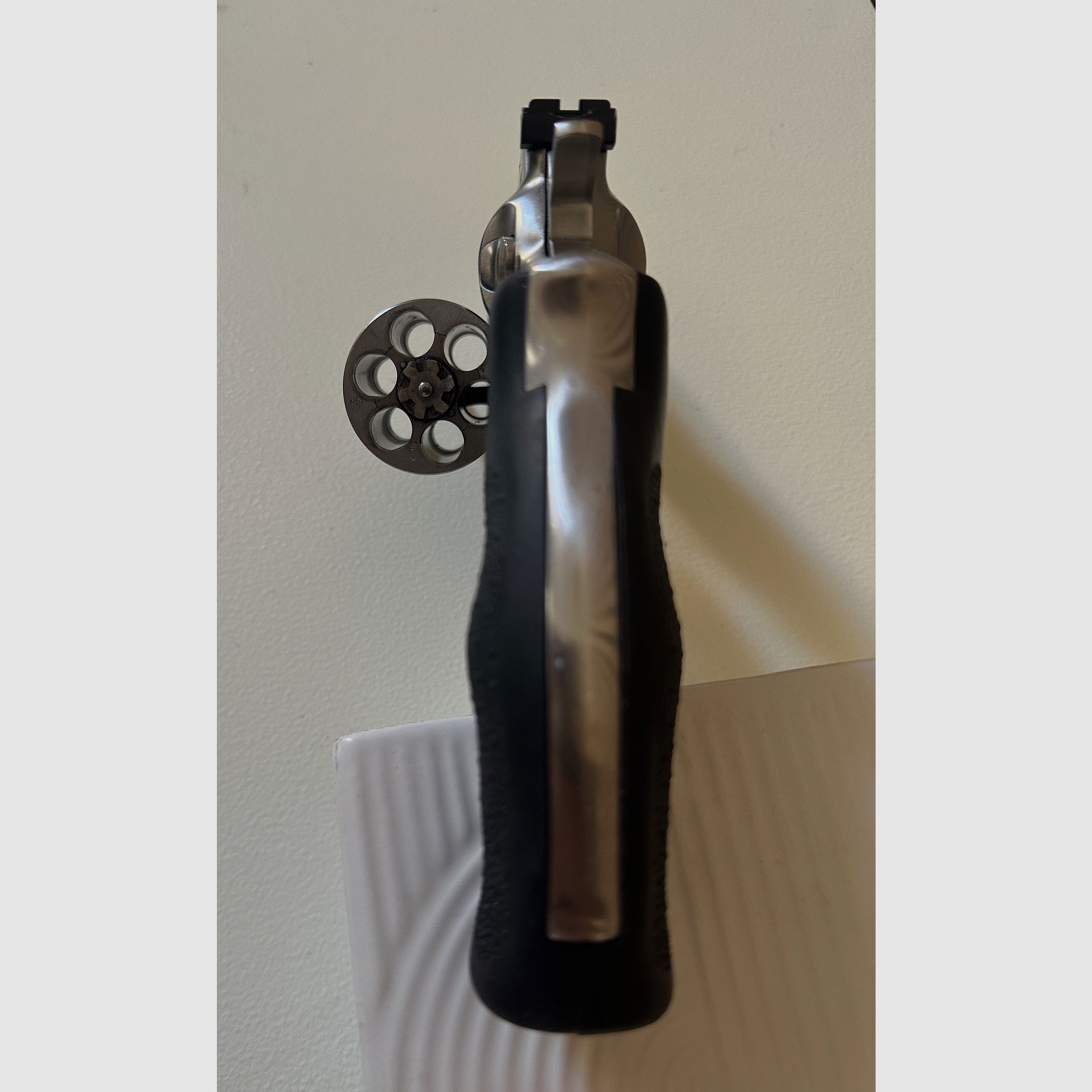 Ruger Security-Six Stainless .357 Magnum, 2¾ inches, 6-shot, Pachmayr grip